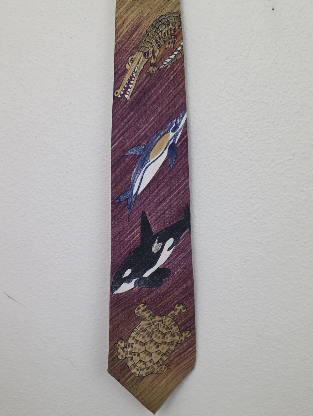 Silk World Wildlife Burgundy Wine Colored Tie Sealife, Pig, Alligator